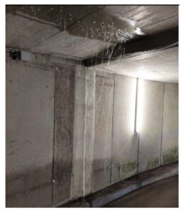 Tiefgarage mit Wassereinbruch von der Decke