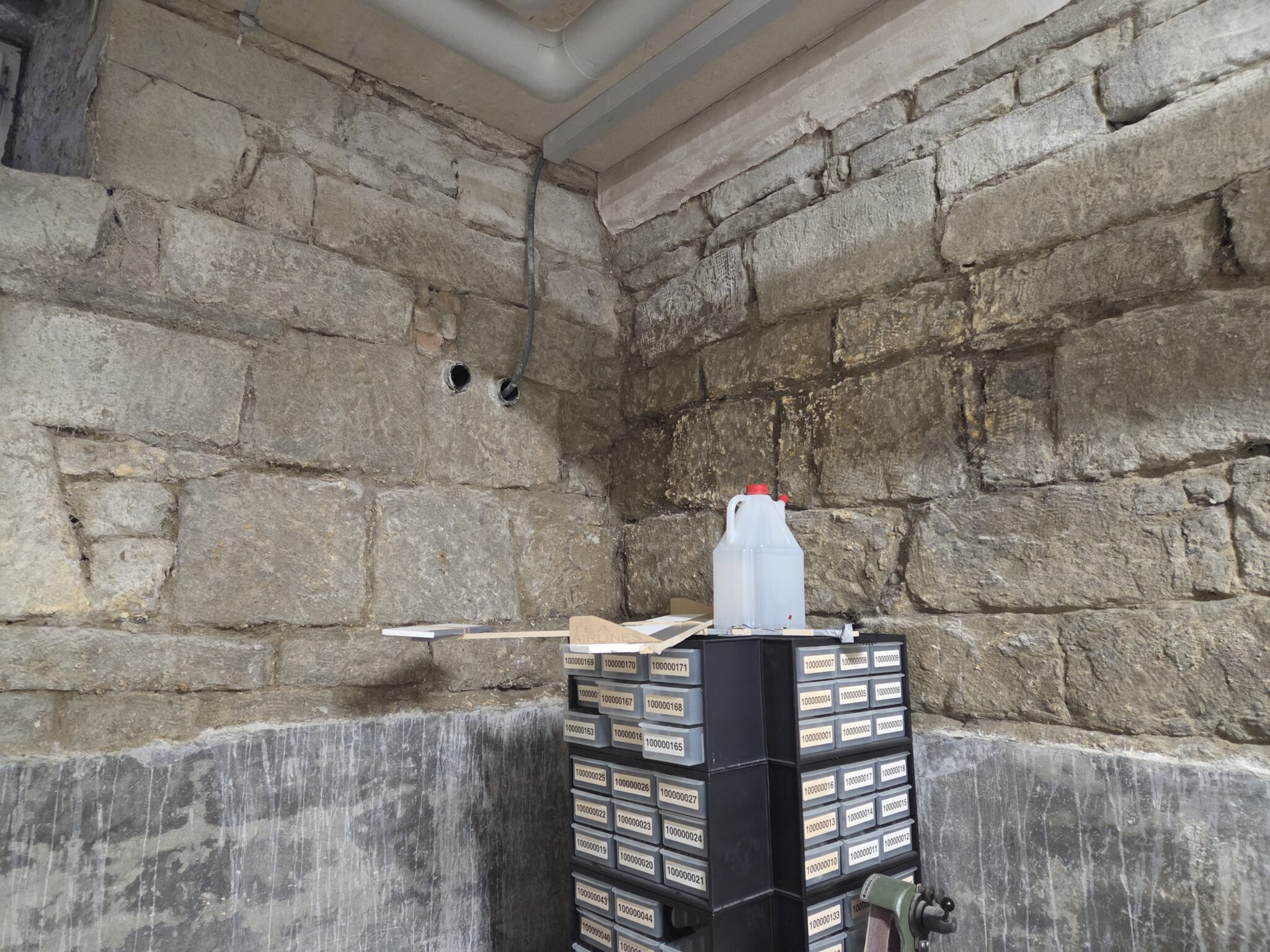 Feuchten Keller sanieren von Innen