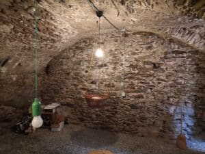 Gewölbekeller im Tessin, Bruchsteinmauern dauerhaft trockenlegen