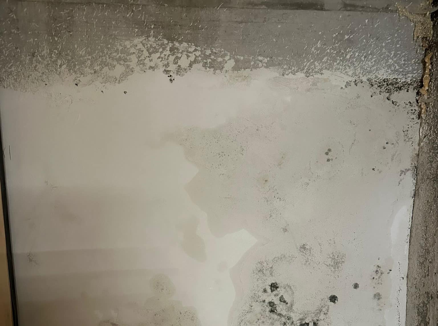 Feuchte Wand im Keller Keller sind feuchter sind als Wohnräume