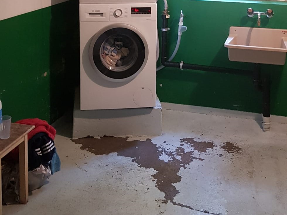 Betonfarbe Keller Untergrund Tipps für den richtigen Anstrich