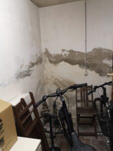 Die Injektionscreme wird vorrangig zur Bildung einer nachträglichen Horizontalsperre gegen aufsteigende Feuchtigkeit eingesetzt