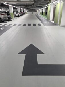 Eine fachgerecht ausgeführte Betonbeschichtung Tiefgarage bietet dir eine Reihe entscheidender Vorteile